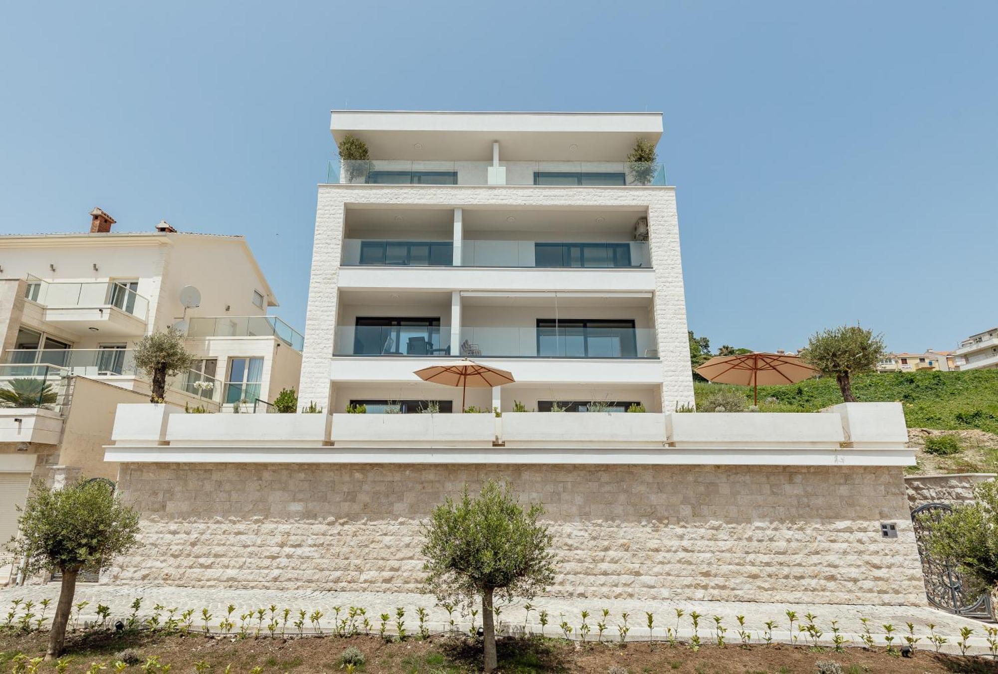 Savina Beachfront Oasis 赫尔采格诺维 外观 照片