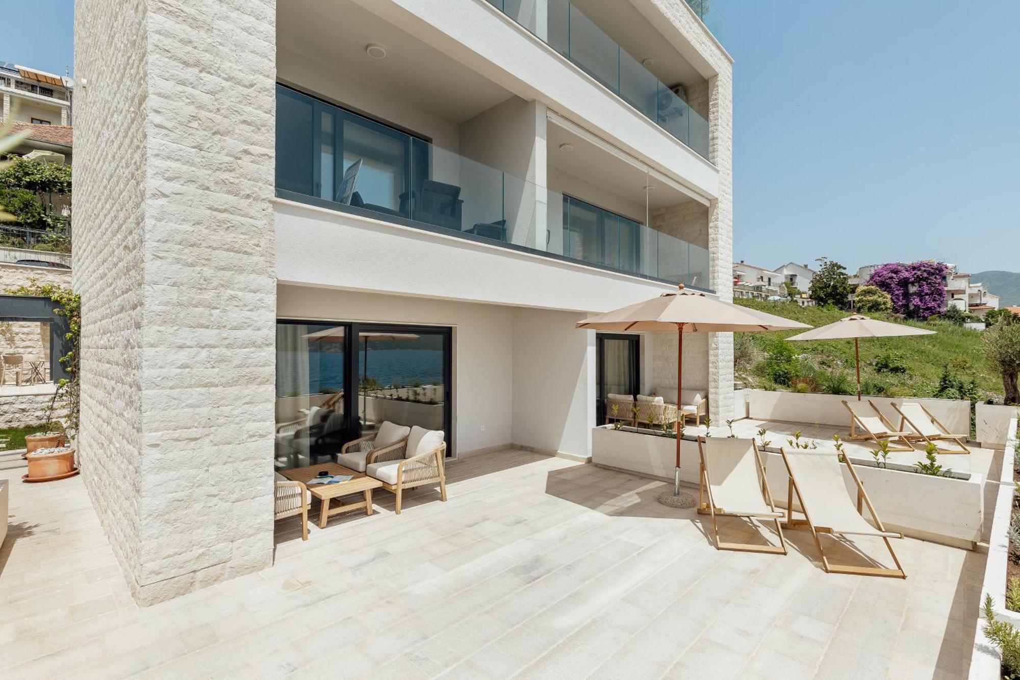 Savina Beachfront Oasis 赫尔采格诺维 外观 照片