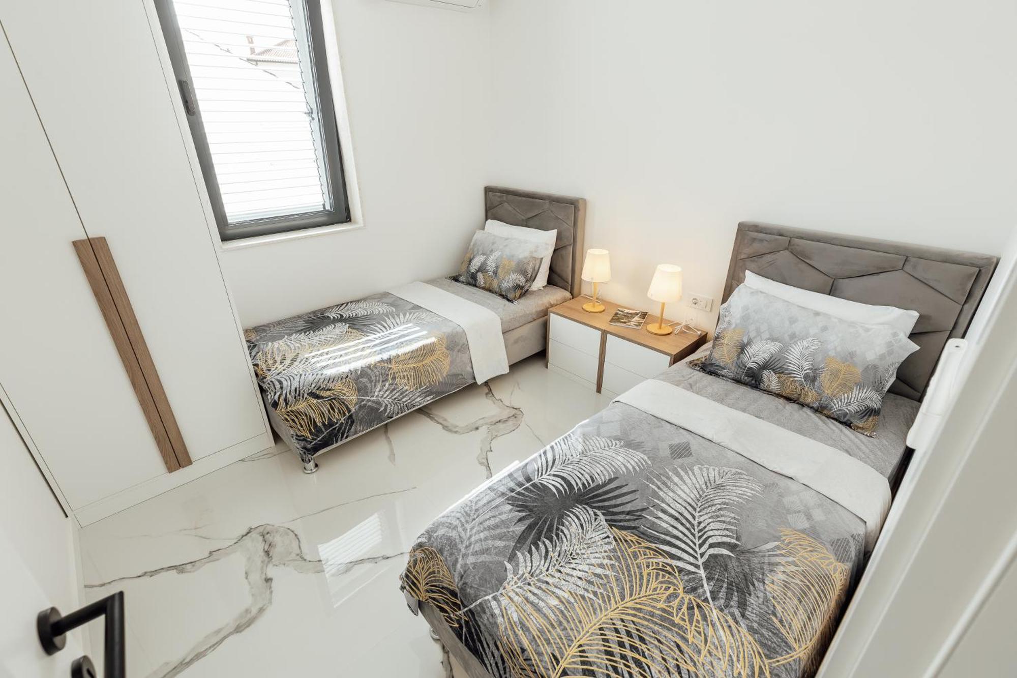 Savina Beachfront Oasis 赫尔采格诺维 外观 照片