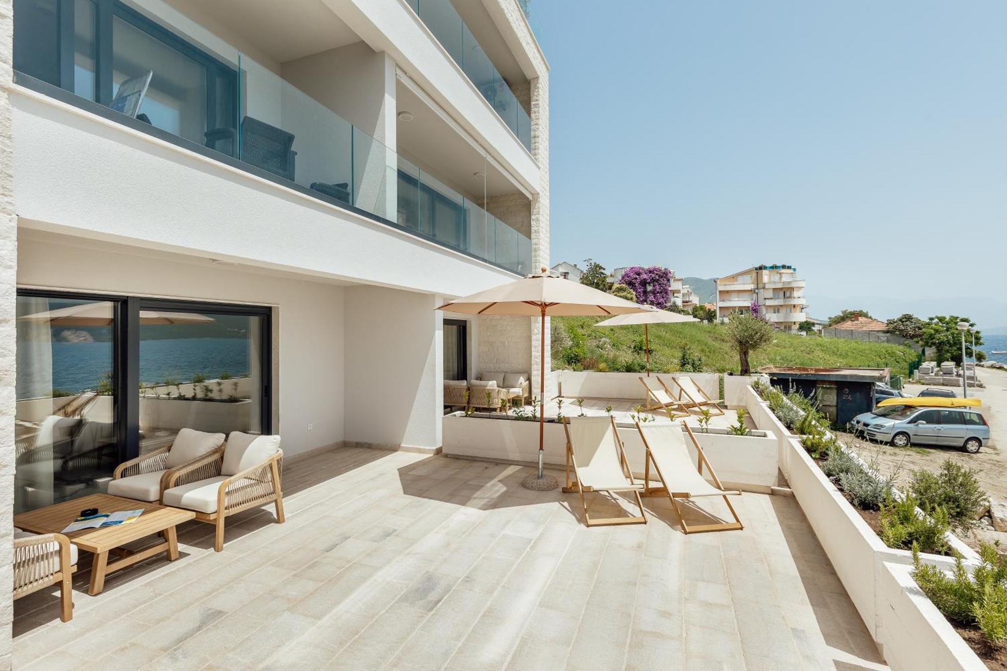 Savina Beachfront Oasis 赫尔采格诺维 外观 照片