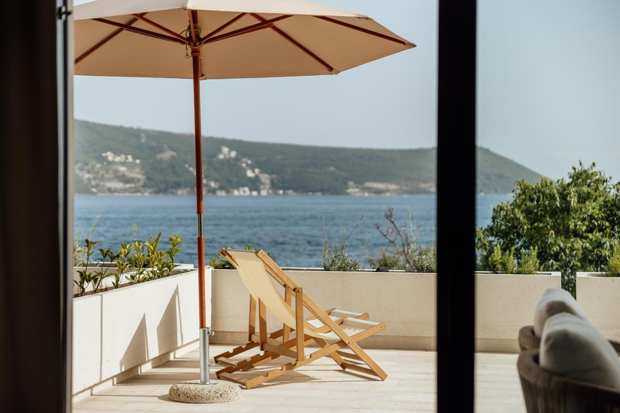 Savina Beachfront Oasis 赫尔采格诺维 外观 照片