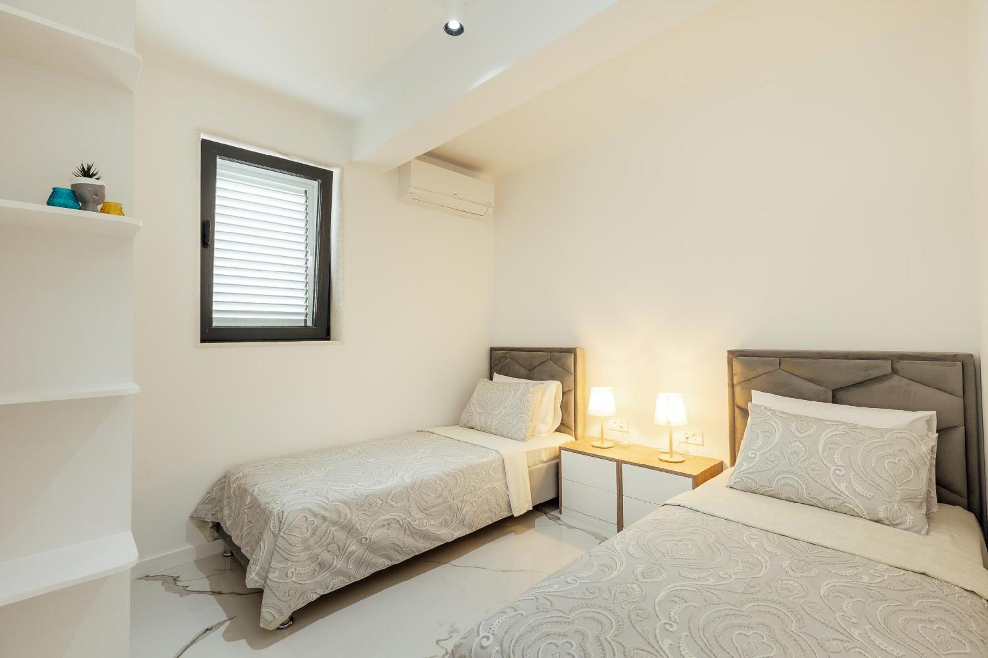 Savina Beachfront Oasis 赫尔采格诺维 外观 照片