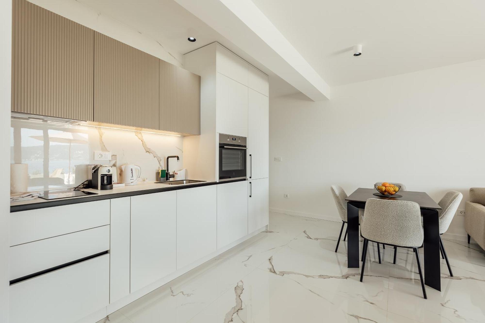 Savina Beachfront Oasis 赫尔采格诺维 外观 照片